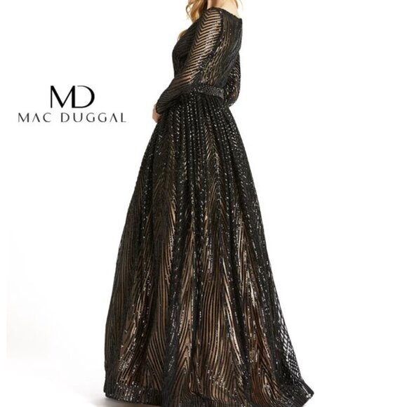 MAC DUGGAL 67103 LONG SLEEVE CHEVRON SEQUIN BLACK/NUDE GOWN sz 4 - Picture 2 of 5